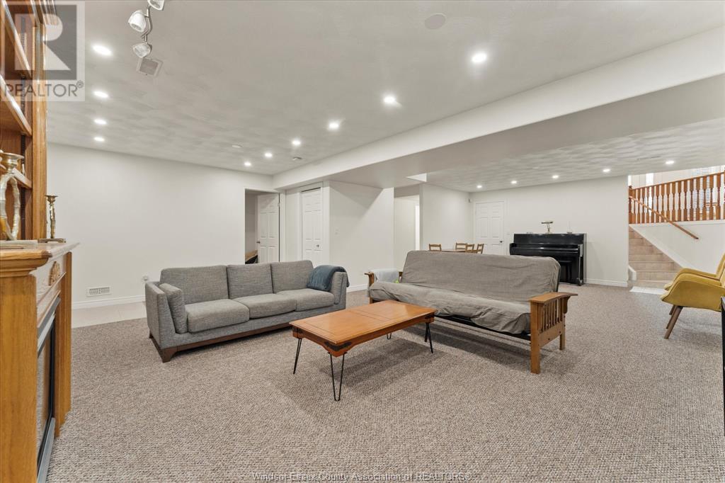 Photo 31 of 4583 Brunswick Avenue, Windsor ON