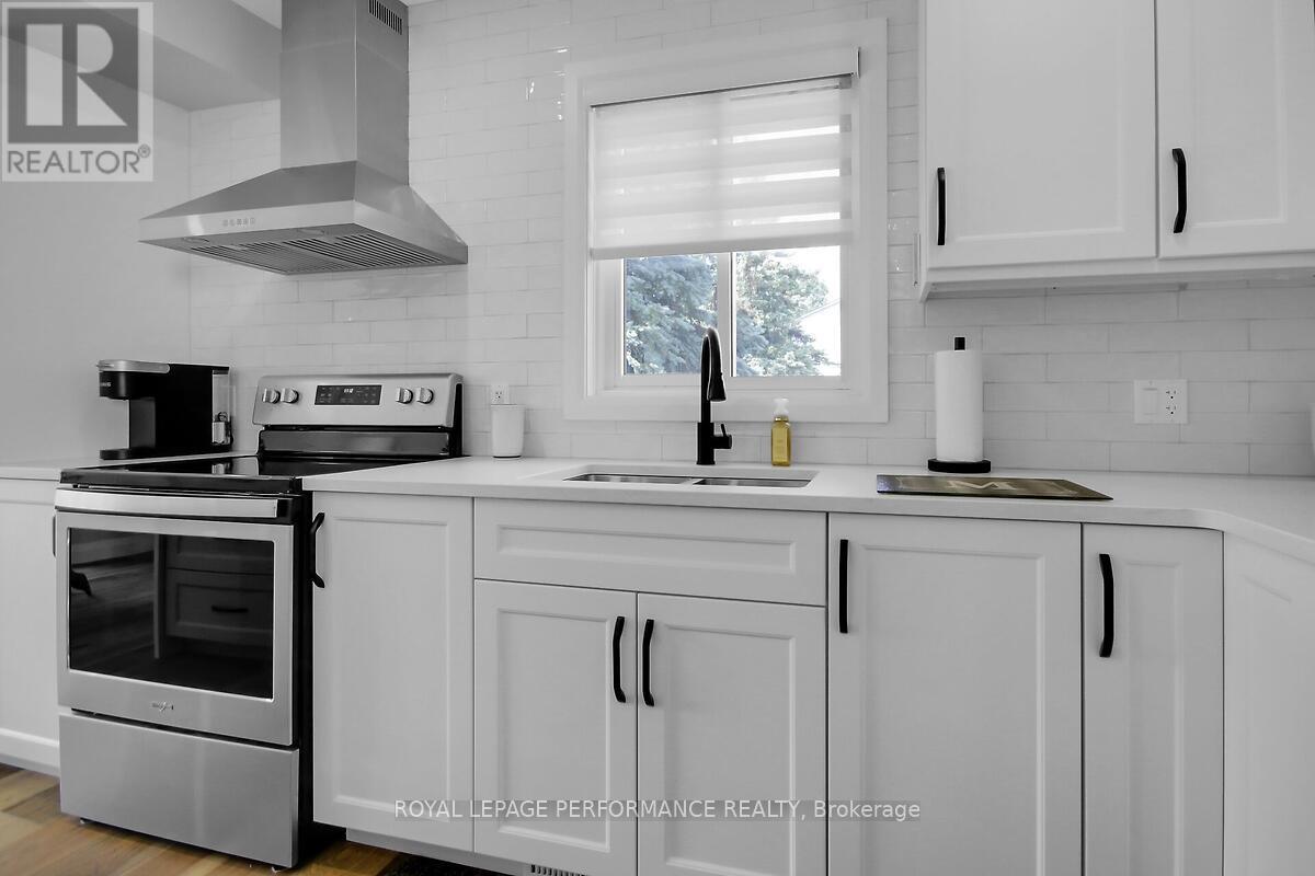 Photo 8 of 6343 Viseneau Drive, Ottawa ON