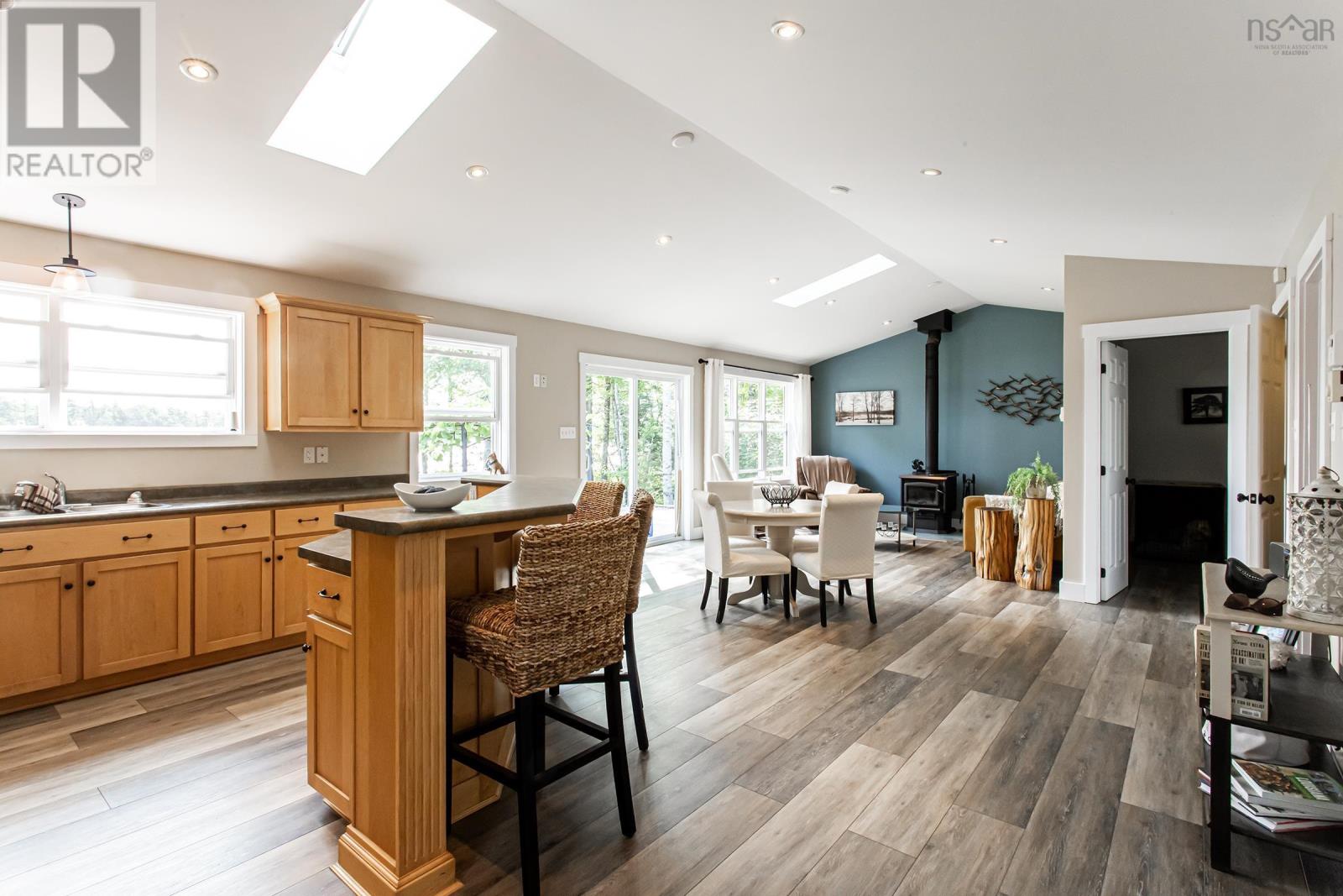 Property 19 of 27 of 4464 Old Liverpool Road