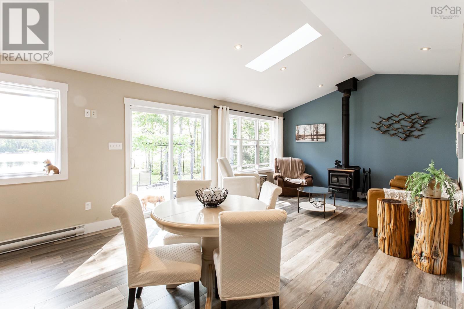 Property 24 of 27 of 4464 Old Liverpool Road