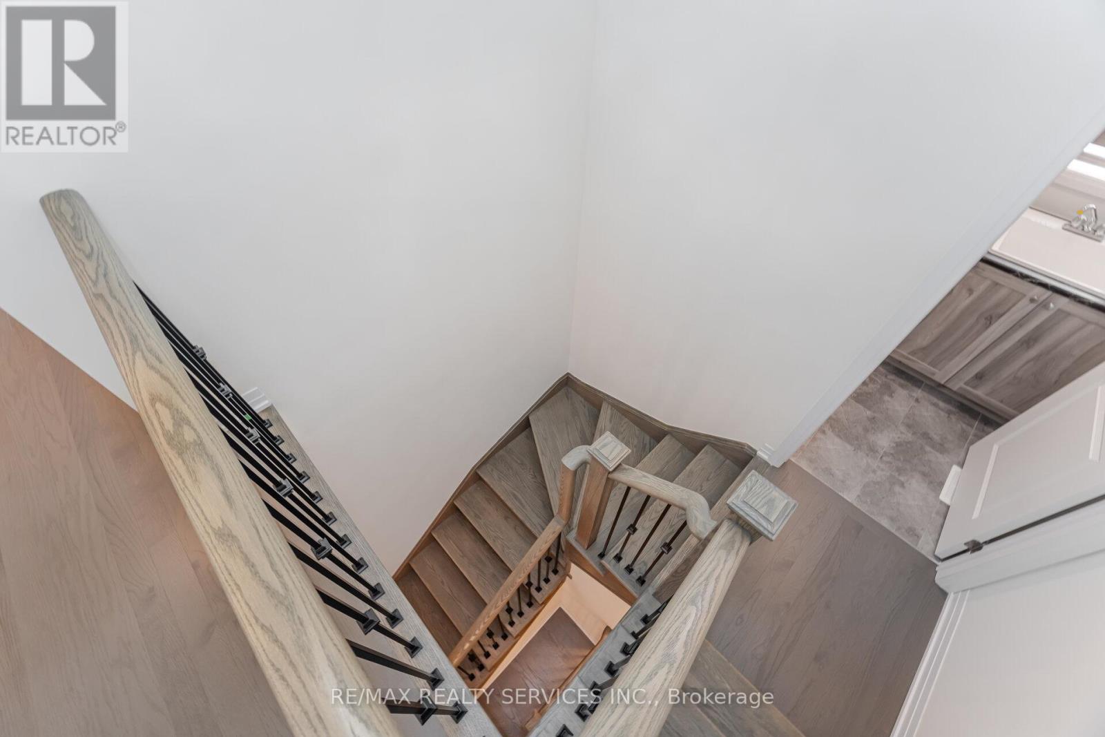 Photo 6 of 485 Adelaide Street, Wellington North ON