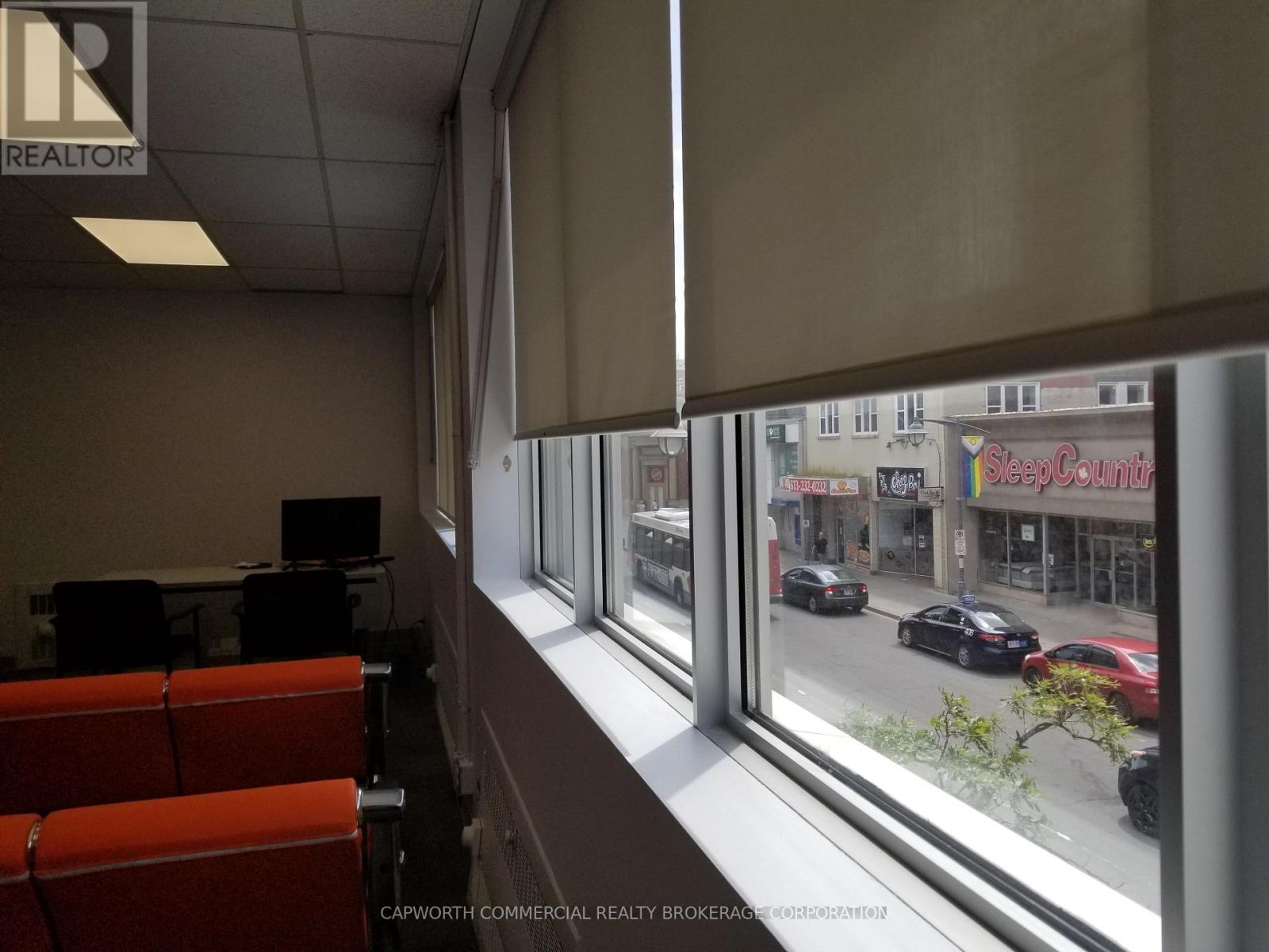 Photo 20 of 202 396 Cooper Street, Ottawa ON