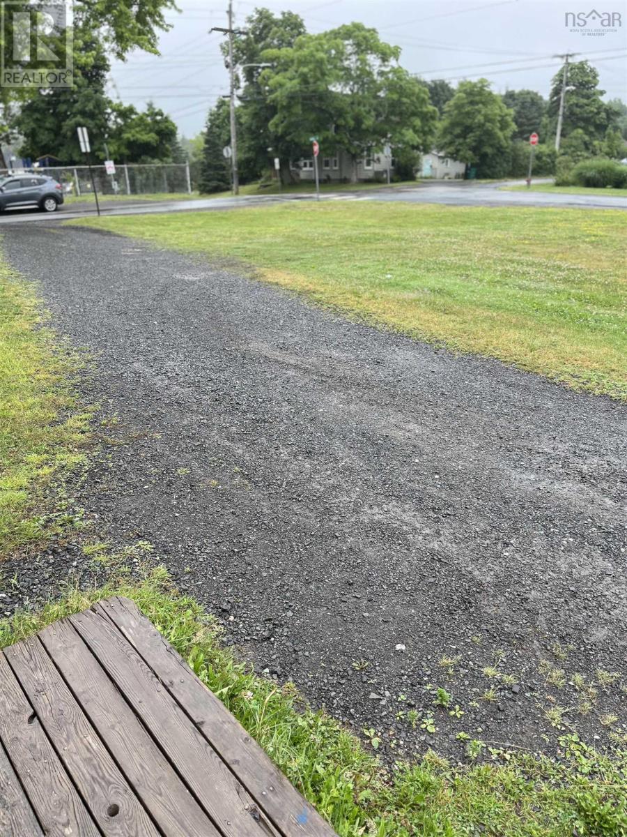 Photo 8 of 2060 Queen Street, Westville NS