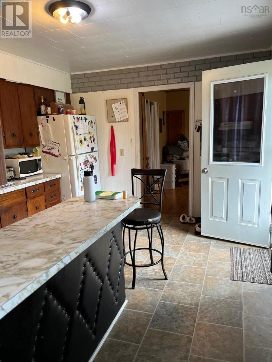 Photo 5 of 2060 Queen Street, Westville NS