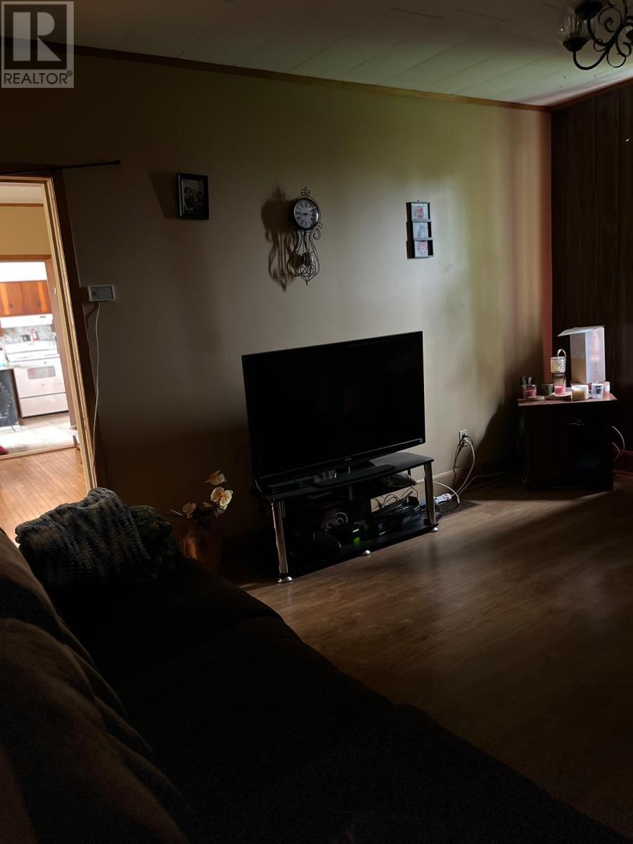Photo 6 of 2060 Queen Street, Westville NS