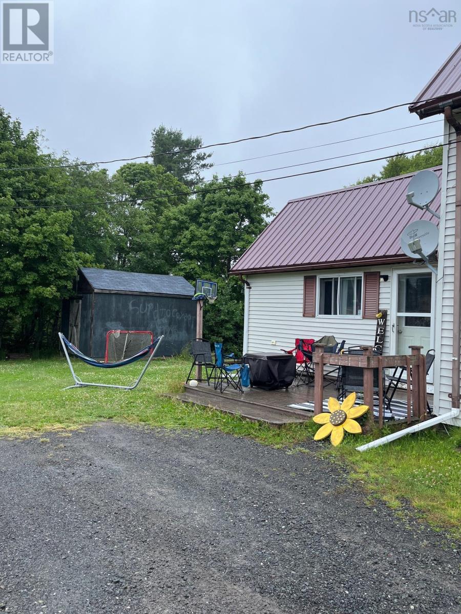 Photo 17 of 2060 Queen Street, Westville NS