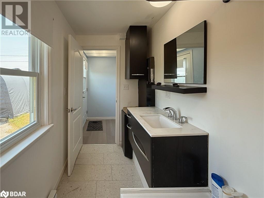 Photo 17 of 6170 90 County Road, Essa ON