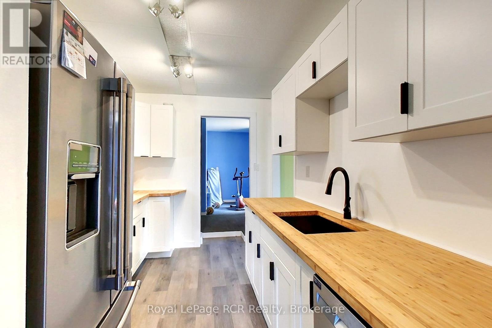Photo 18 of 2245 3rd Avenue E, Owen Sound ON