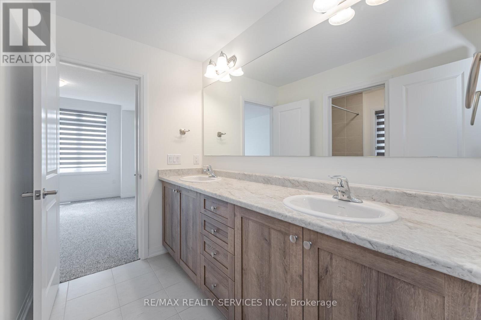 Photo 11 of 485 Adelaide Street, Wellington North ON