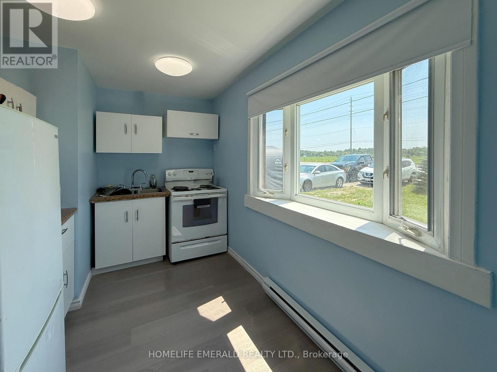 Photo 8 of 6170 90 Cty Road, Essa ON