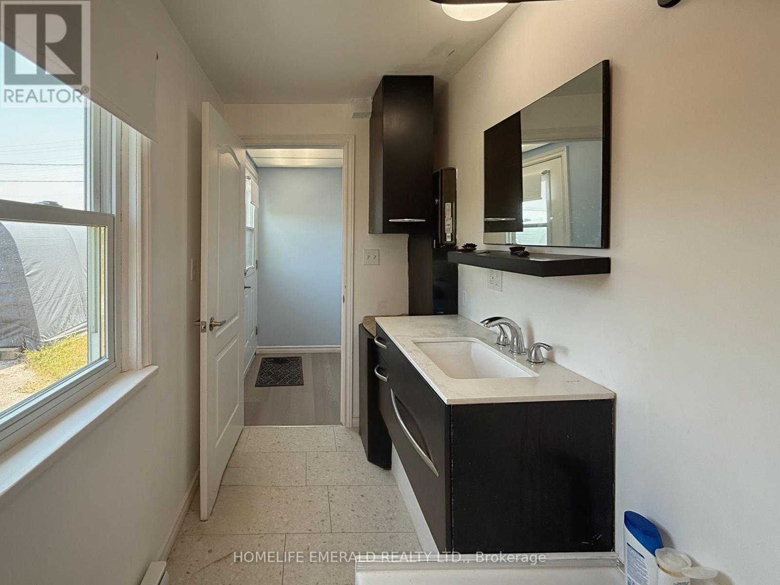 Photo 5 of 6170 90 Cty Road, Essa ON