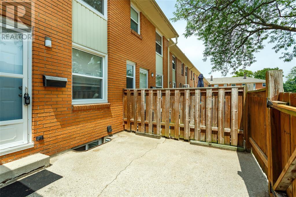 Photo 2 of 834 Exmouth Street Unit 19, Sarnia ON