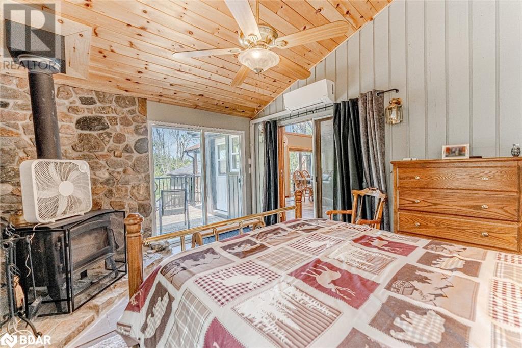 Photo 25 of 49 Hemlock Dr, Kawartha Lakes ON