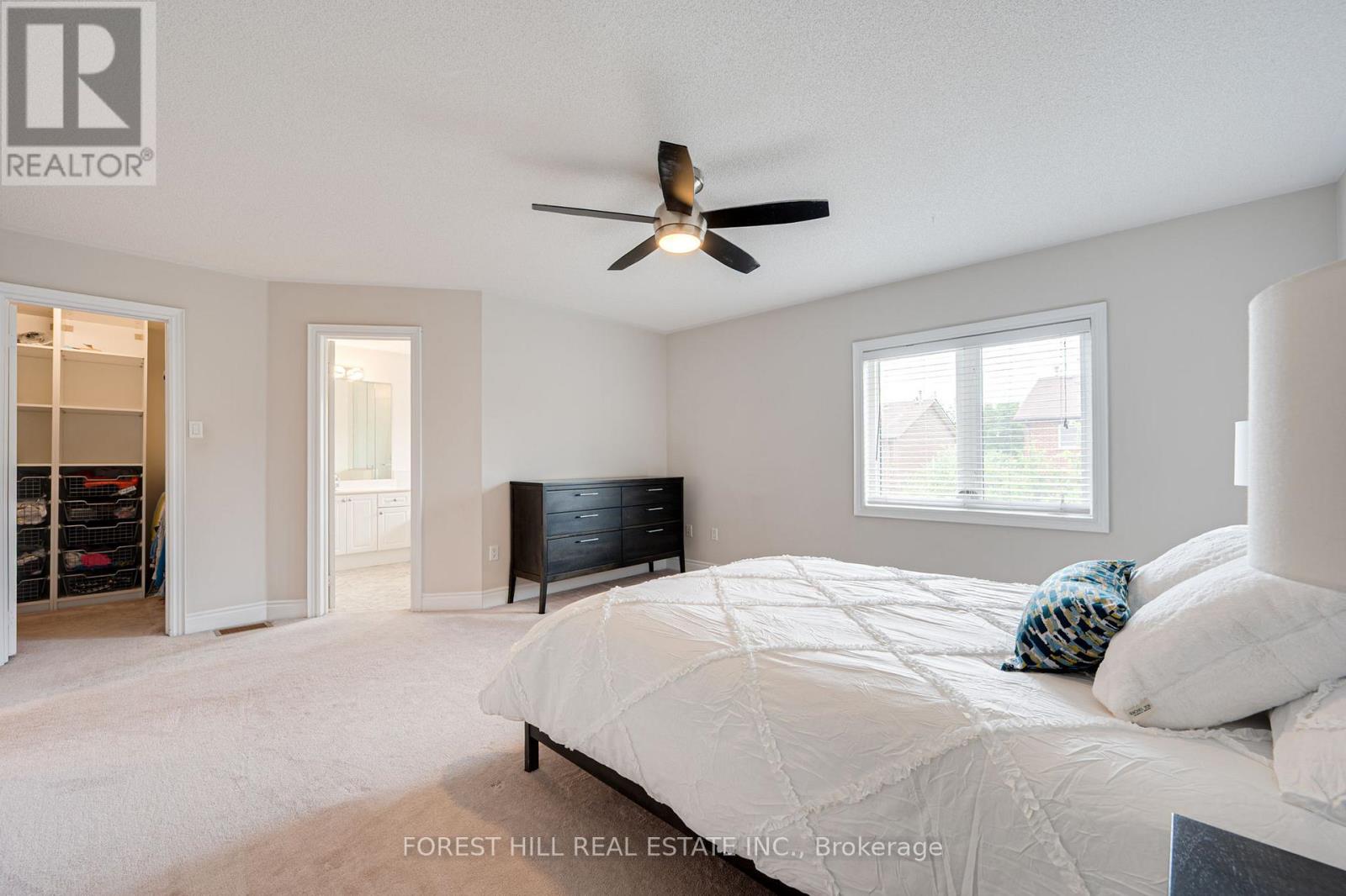 Single Family House for Sale in  APPLE BLOSSOM DRIVE Vaughan (Patterson) 
