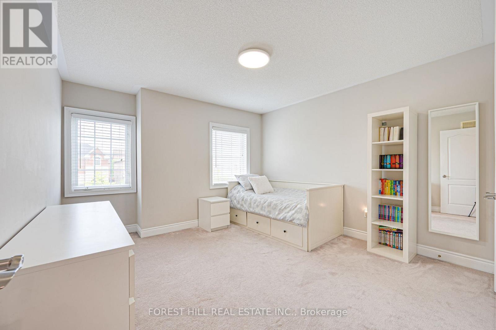 Single Family House for Sale in  APPLE BLOSSOM DRIVE Vaughan (Patterson) 