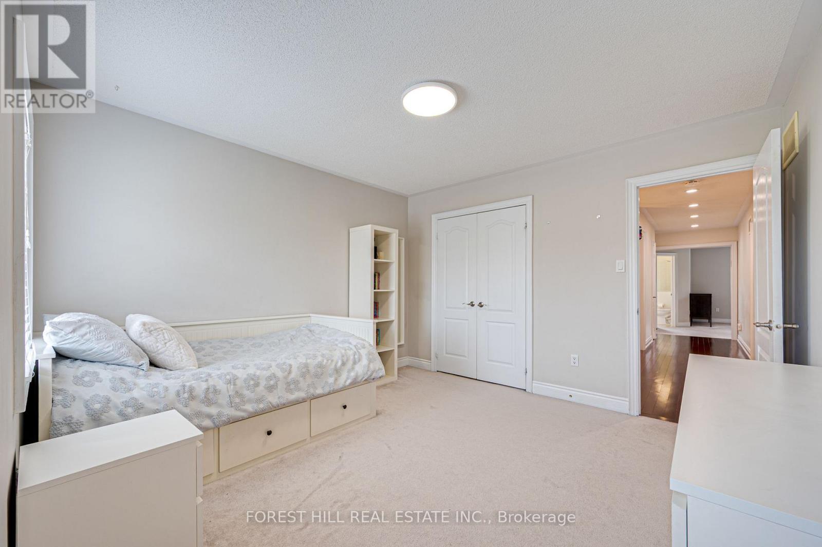 Single Family House for Sale in  APPLE BLOSSOM DRIVE Vaughan (Patterson) 