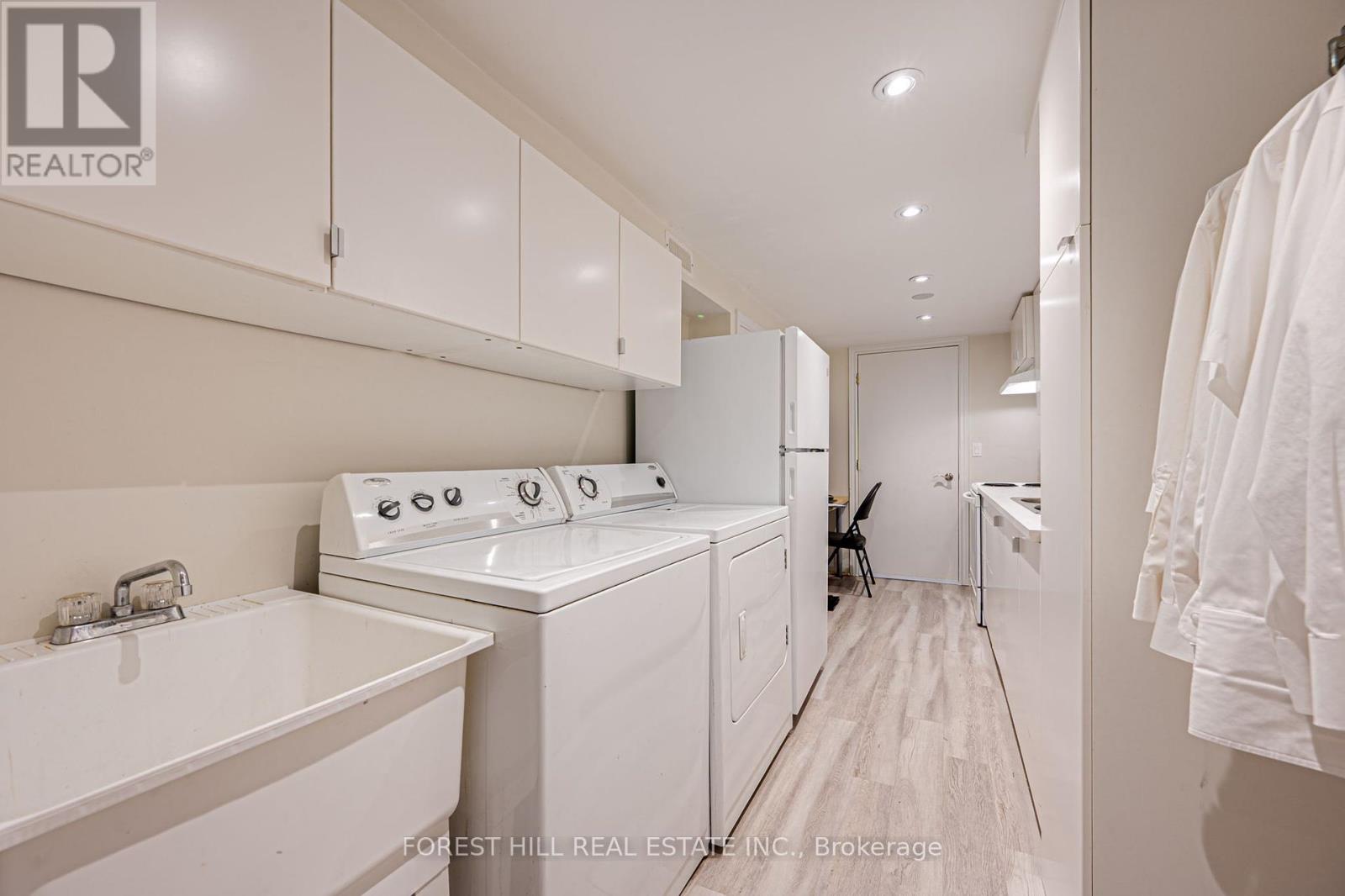 Single Family House for Sale in  APPLE BLOSSOM DRIVE Vaughan (Patterson) 