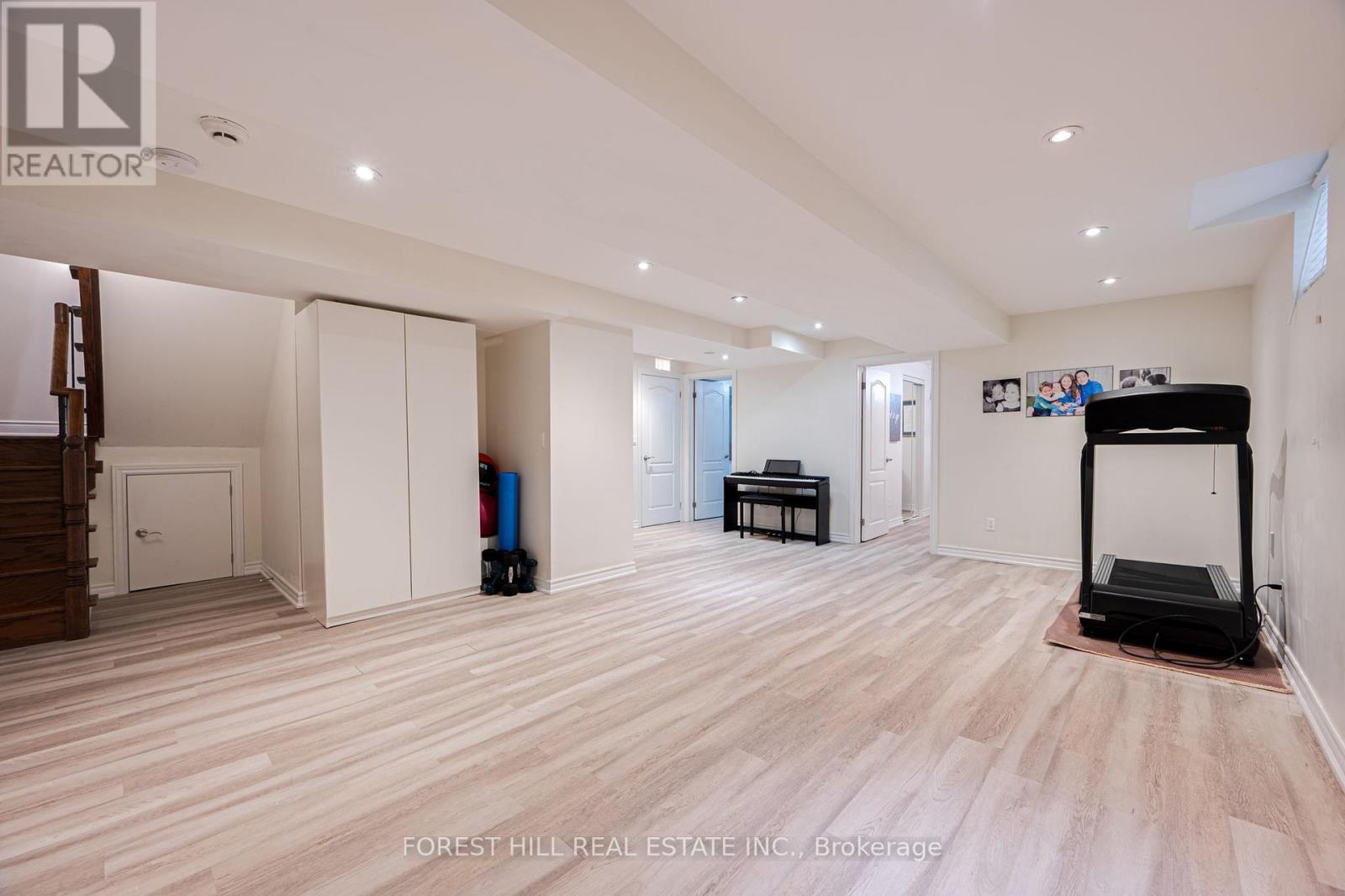 Single Family House for Sale in  APPLE BLOSSOM DRIVE Vaughan (Patterson) 