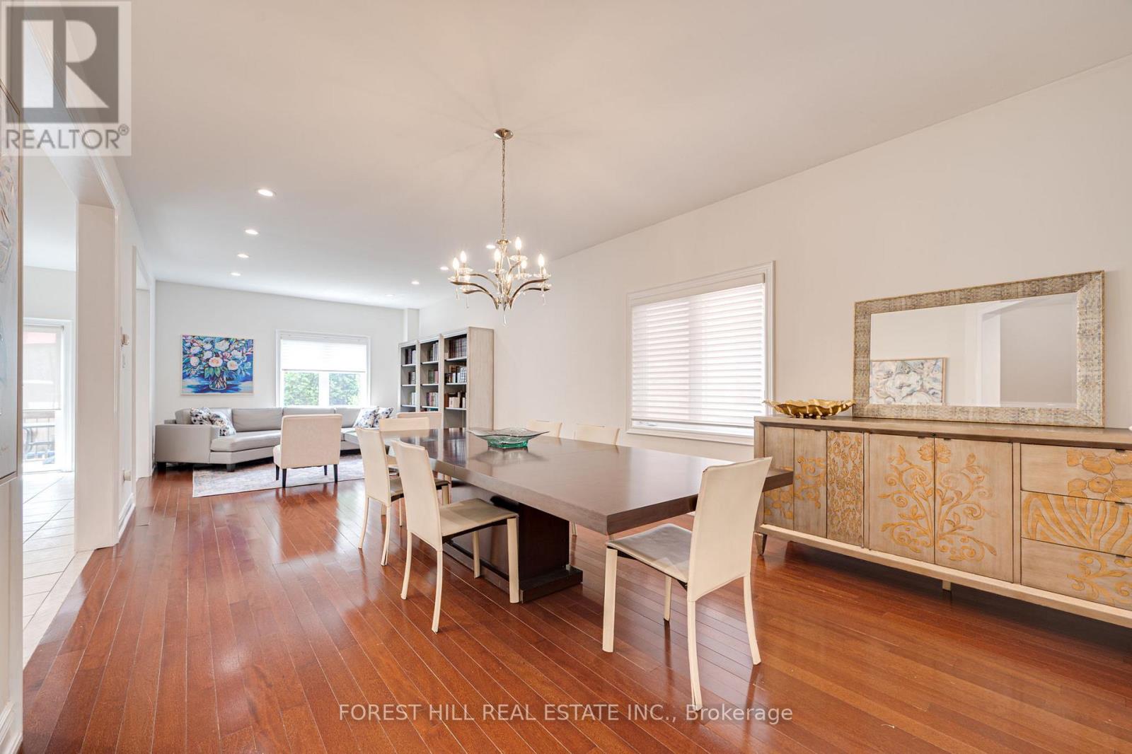 Single Family House for Sale in  APPLE BLOSSOM DRIVE Vaughan (Patterson) 