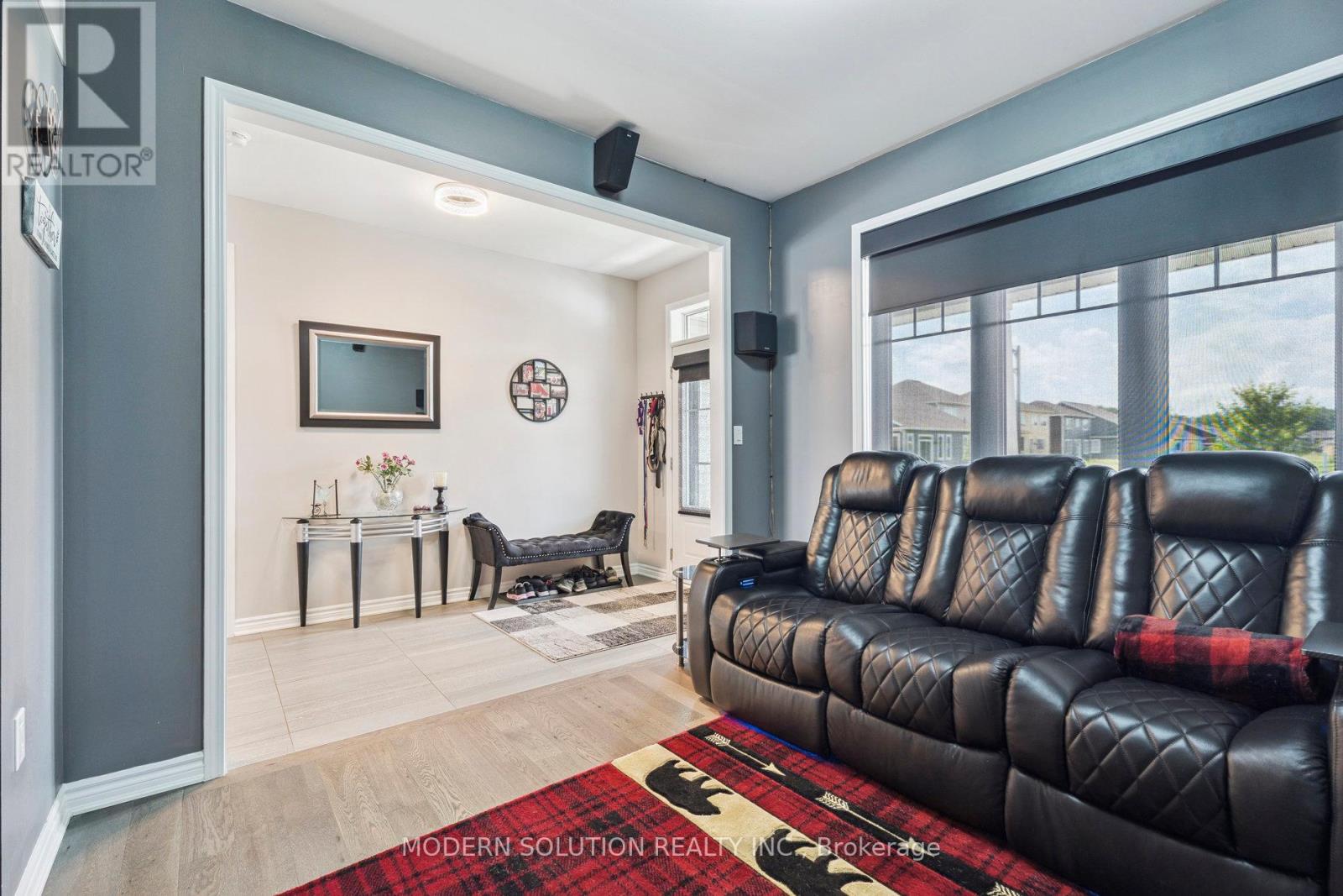 Photo 17 of 35 Browning Boulevard, Bracebridge ON