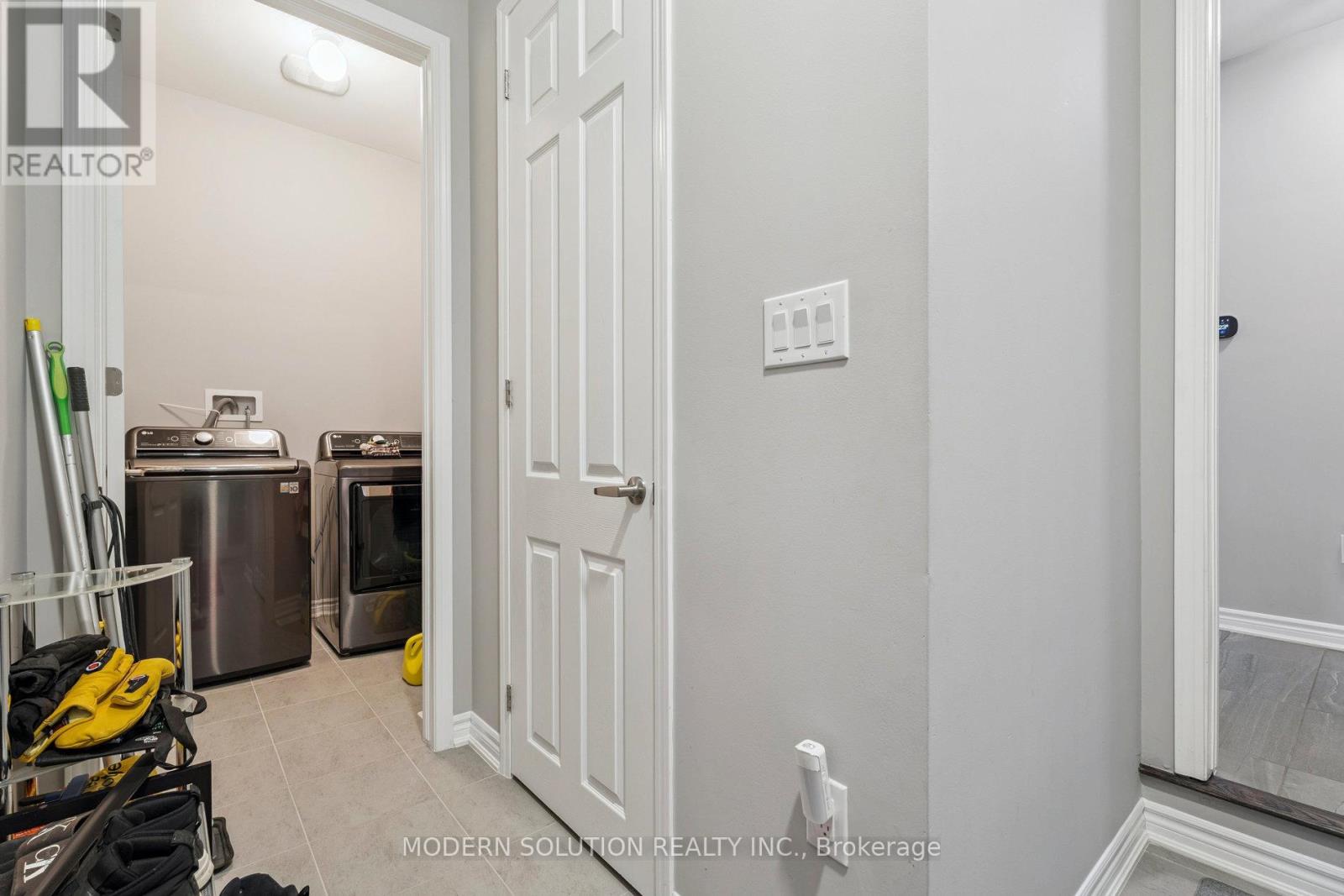 Photo 19 of 35 Browning Boulevard, Bracebridge ON