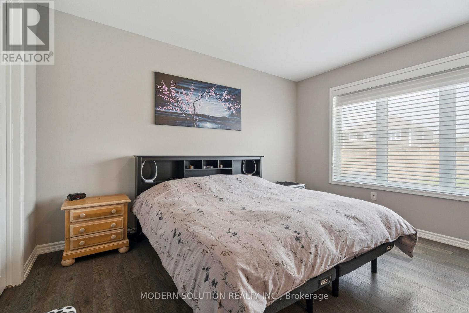 Photo 7 of 35 Browning Boulevard, Bracebridge ON