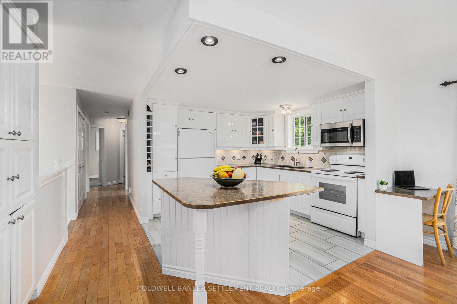 Photo 8 of 376 Churchill Road, Drummond North Elmsley ON