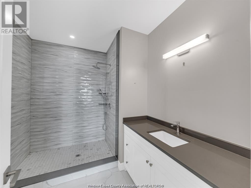 Photo 13 of 1901 Villa Canal Drive, Kingsville ON