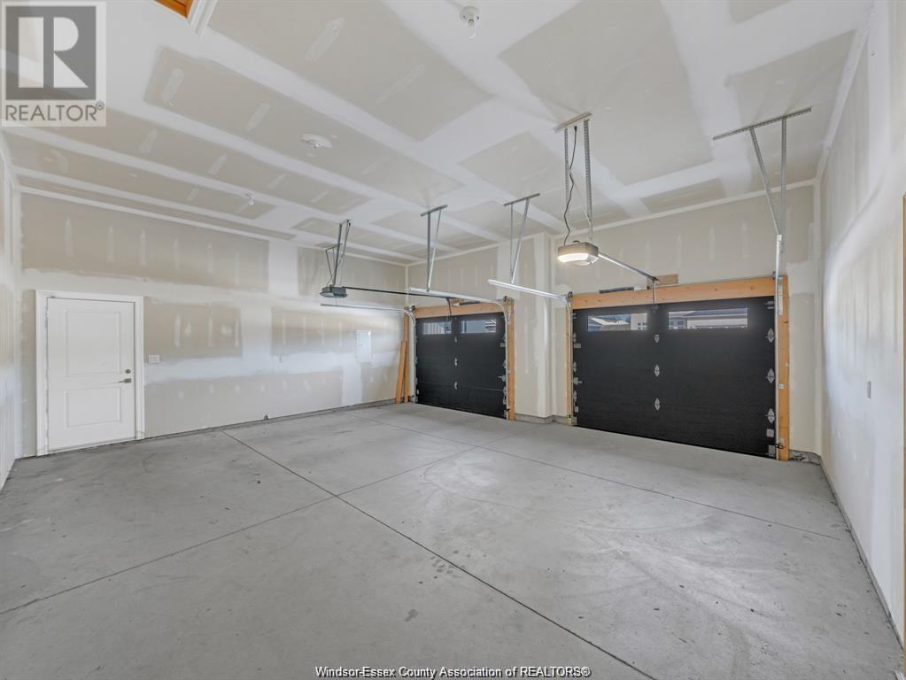 Photo 27 of 1901 Villa Canal Drive, Kingsville ON