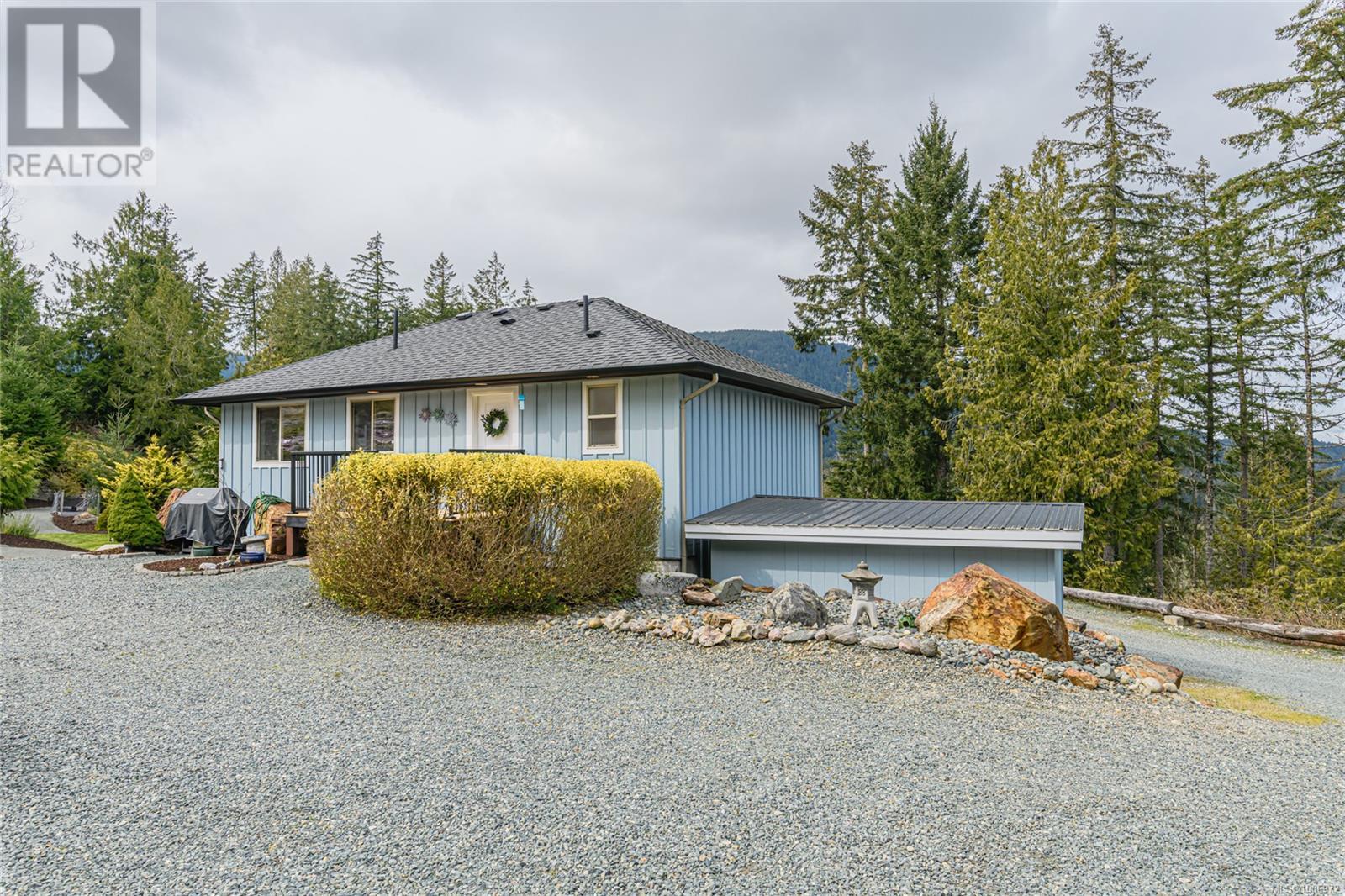 Photo 8 of 7487 Relke Rd, Duncan BC