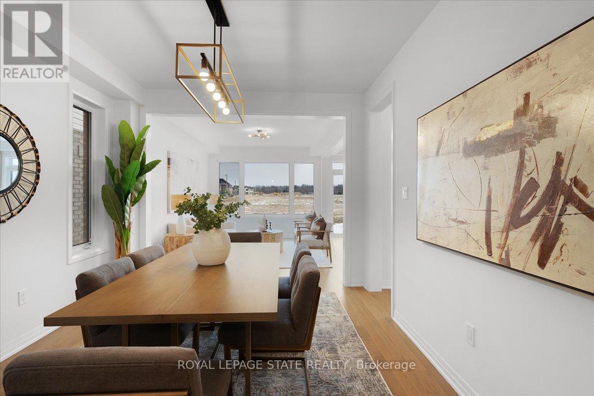 Photo 21 of 628 Windwood Drive, Hamilton ON