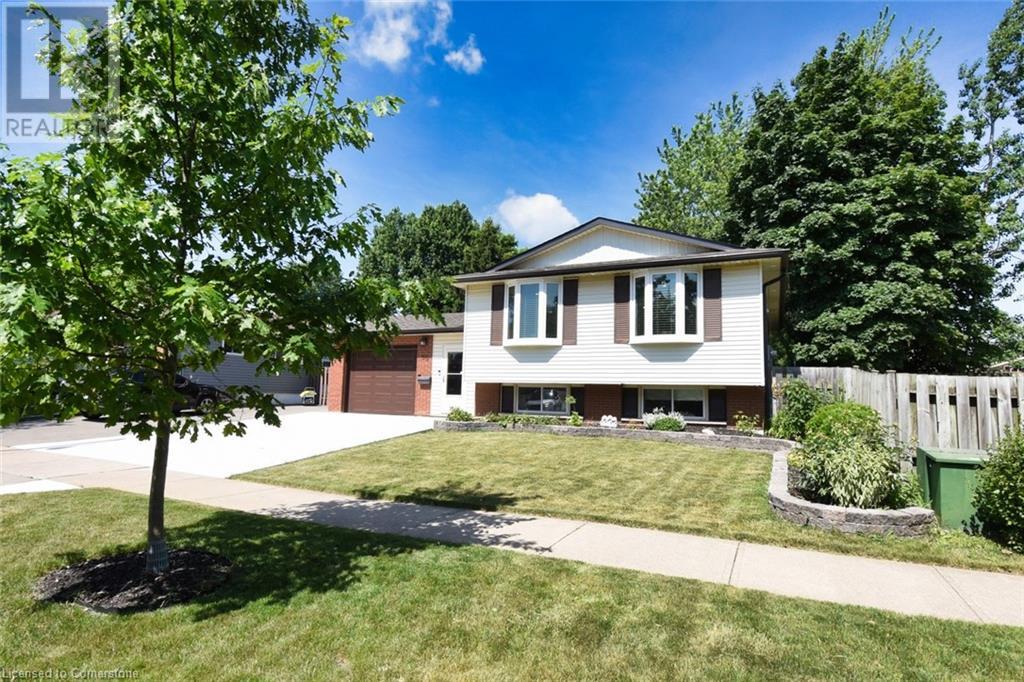 Photo 2 of 59 Yorkdale Crescent, Hamilton ON