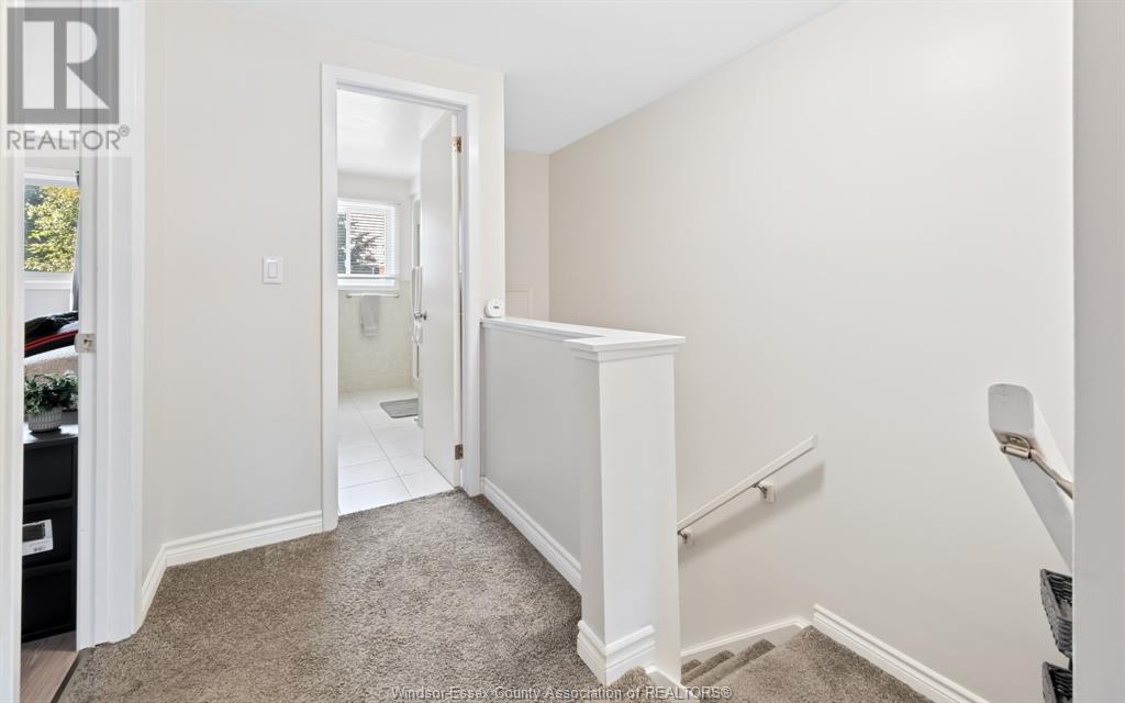 Photo 10 of 5510 Empress, Windsor ON