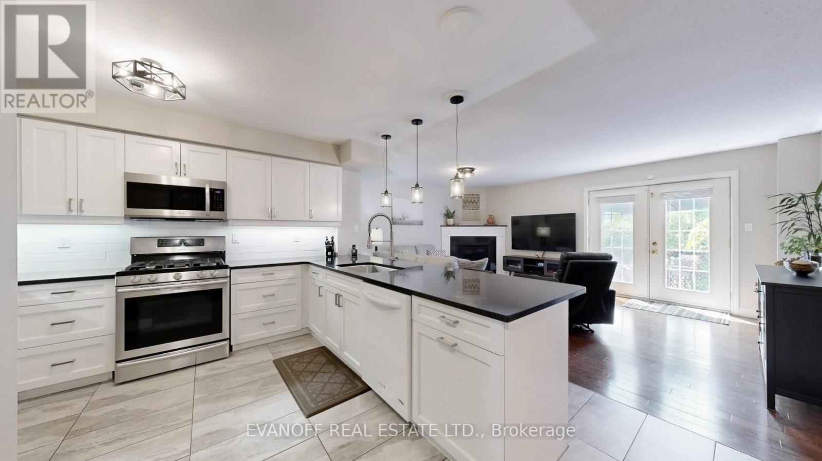 Photo 10 of 150 1995 Royal Road, Pickering ON