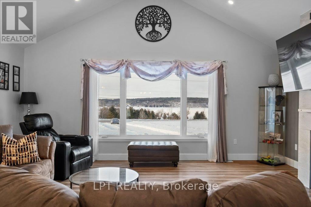 Photo 21 of 9517 County Road 42 Road, Rideau Lakes ON