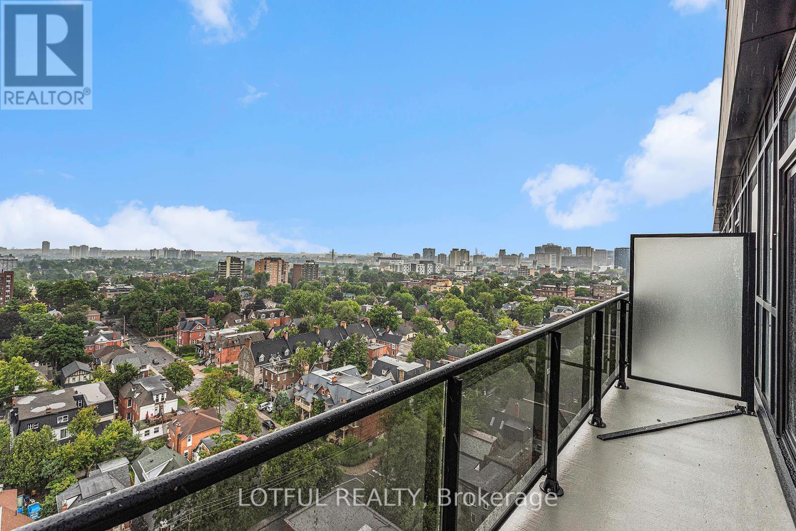 Photo 1 of 1409 560 Rideau Street, Ottawa ON