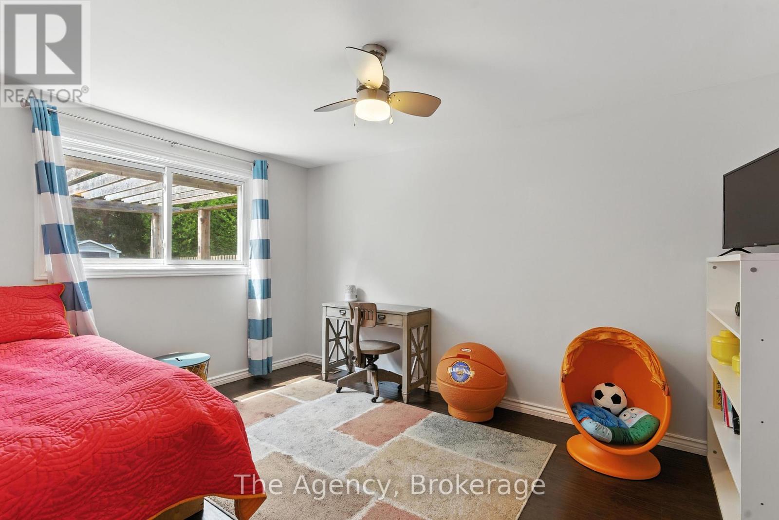 Photo 26 of 43 Elma Street, St Catharines ON