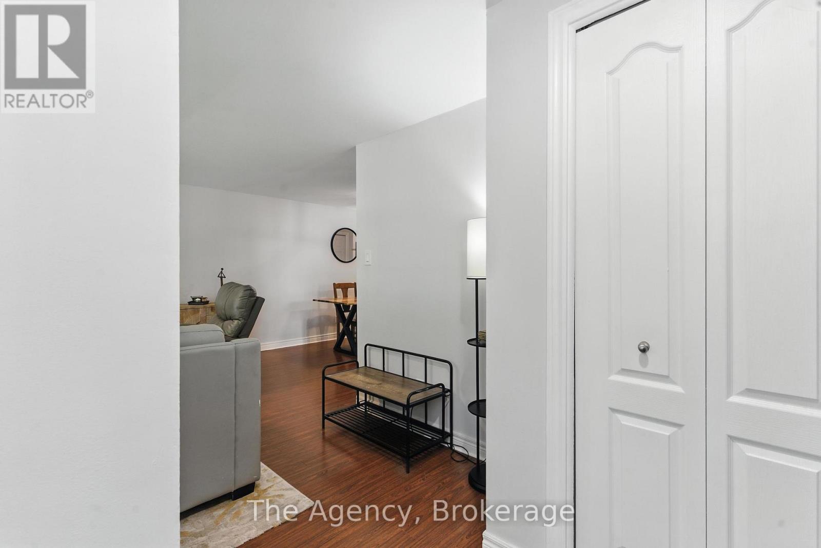 Photo 21 of 43 Elma Street, St Catharines ON