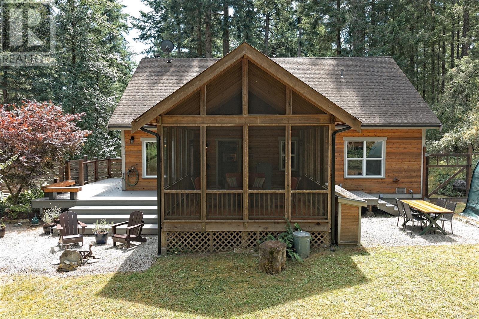 615 Stewart Rd, Salt Spring