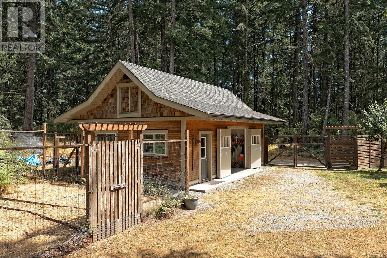 615 Stewart Rd, Salt Spring