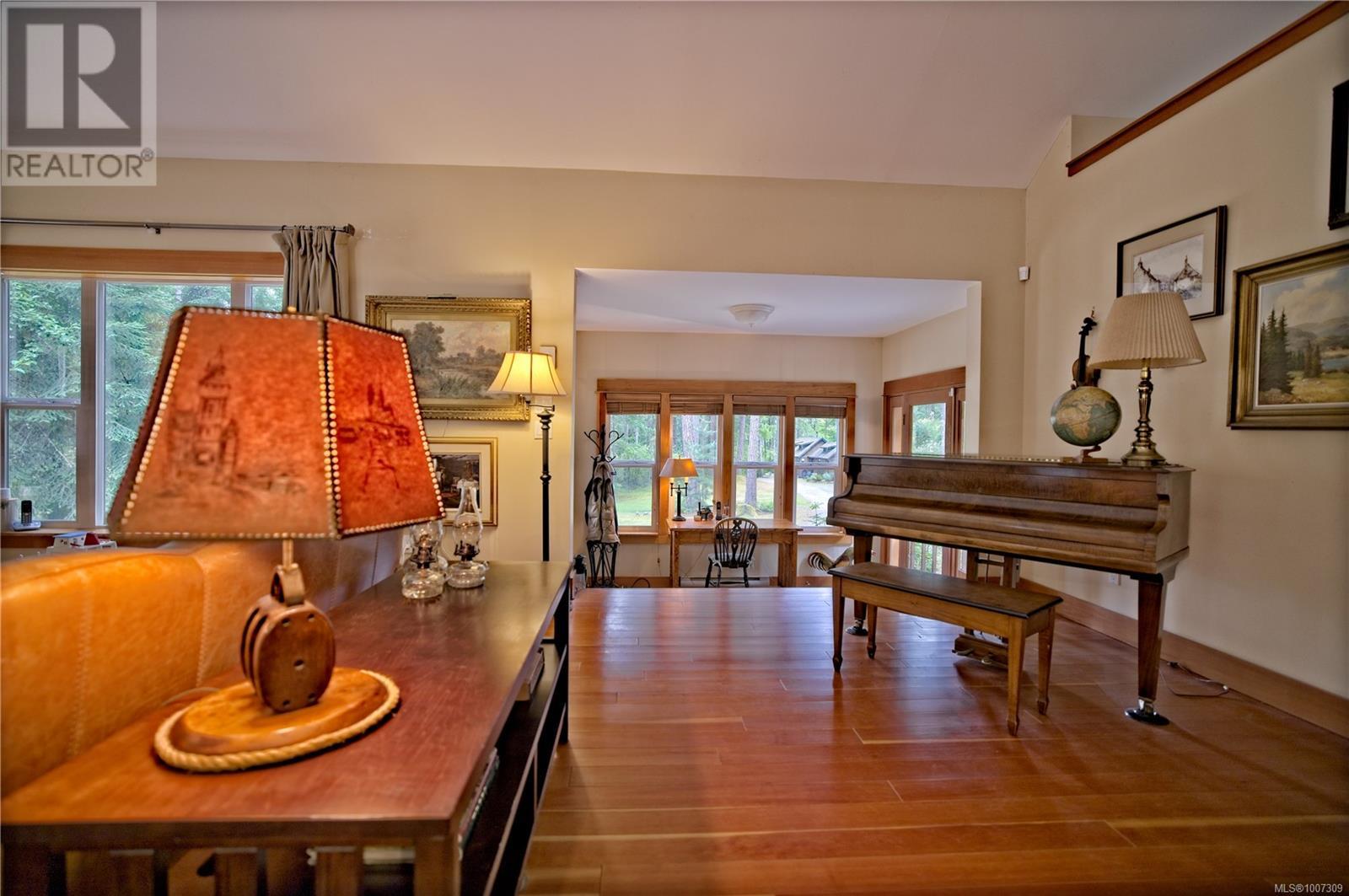 615 Stewart Rd, Salt Spring