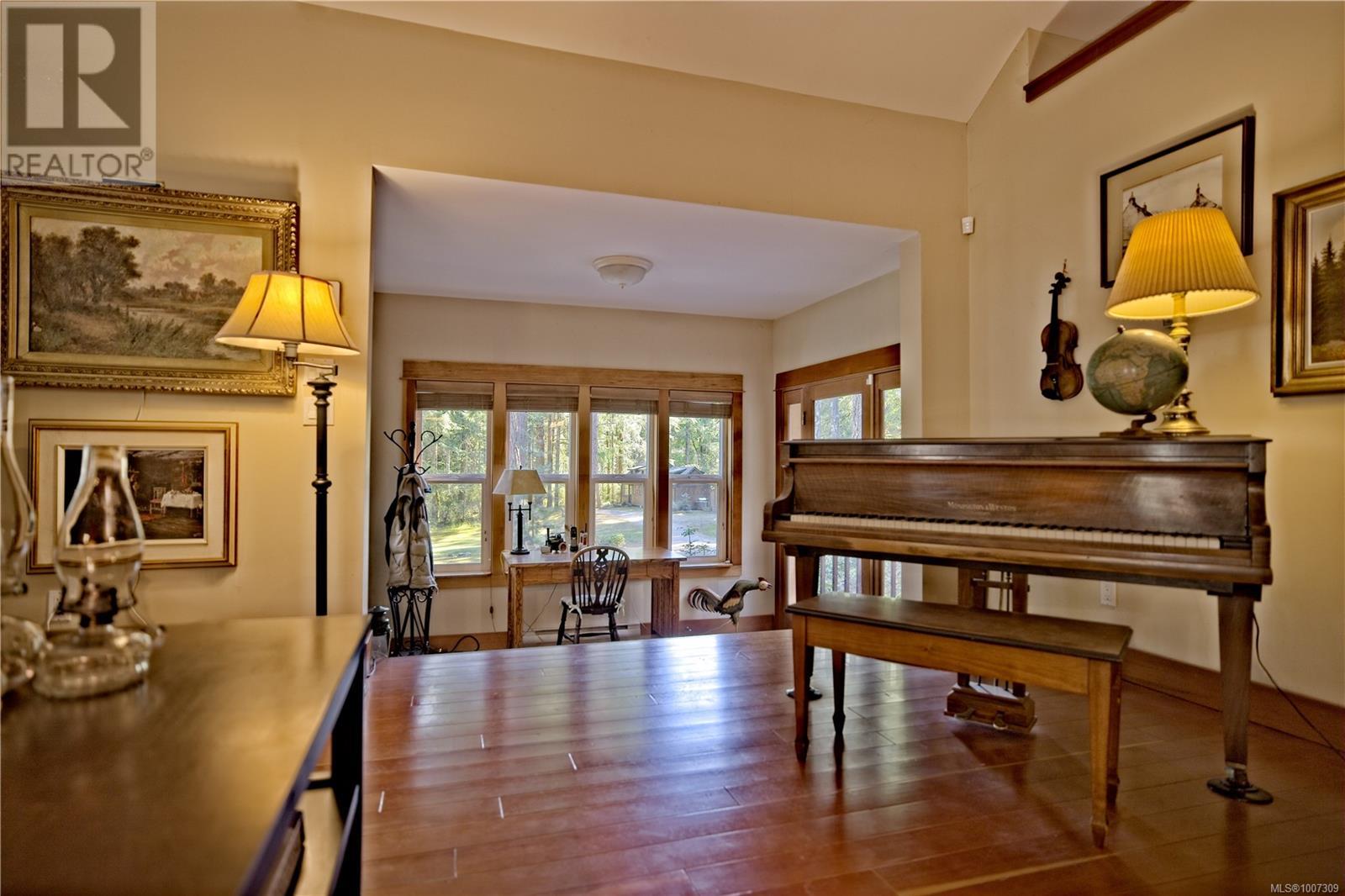 615 Stewart Rd, Salt Spring