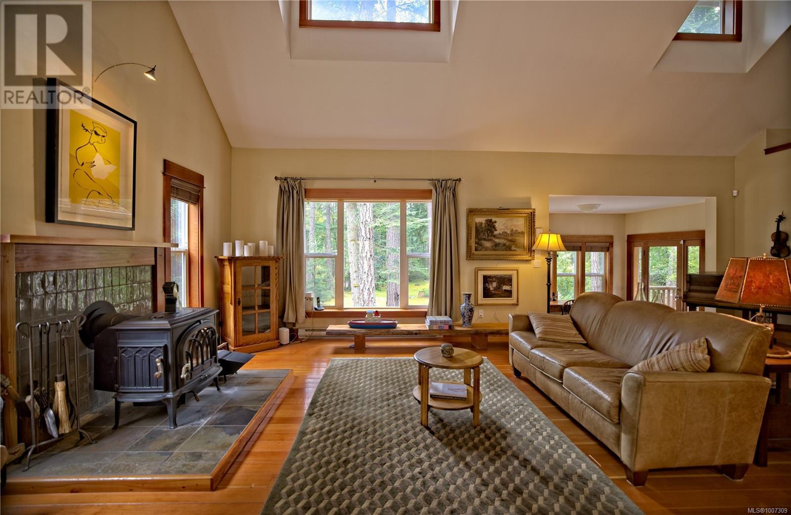 615 Stewart Rd, Salt Spring