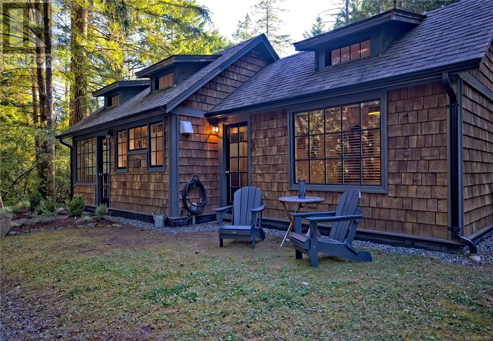 615 Stewart Rd, Salt Spring