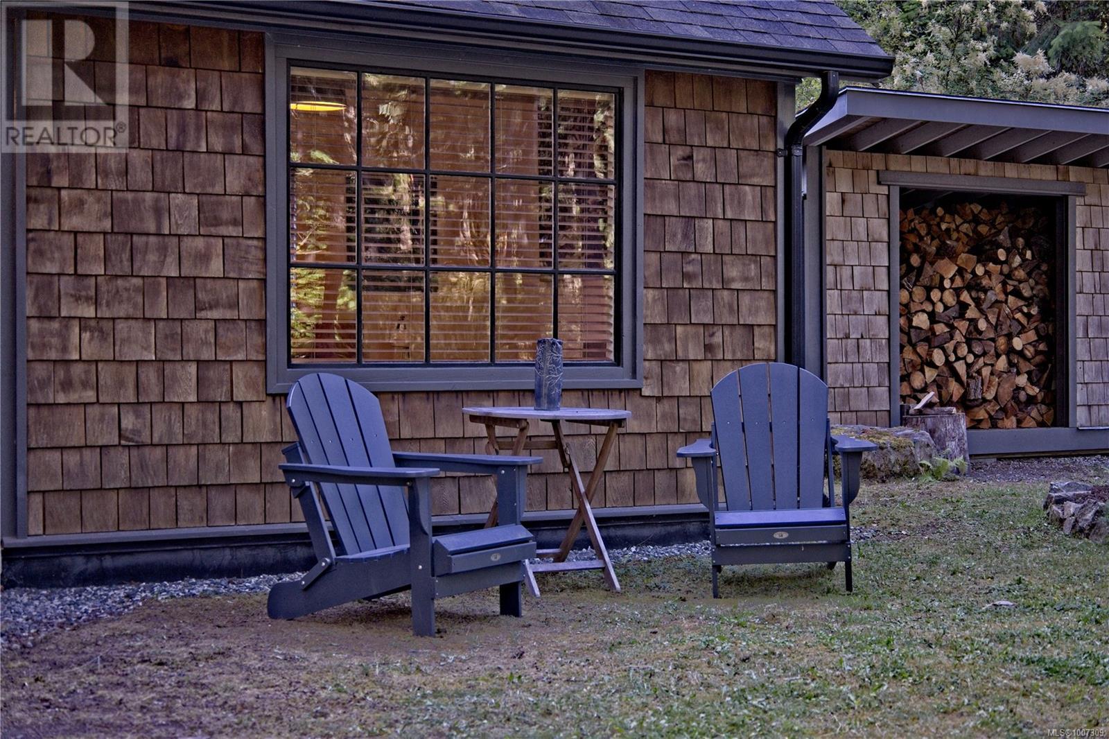 615 Stewart Rd, Salt Spring