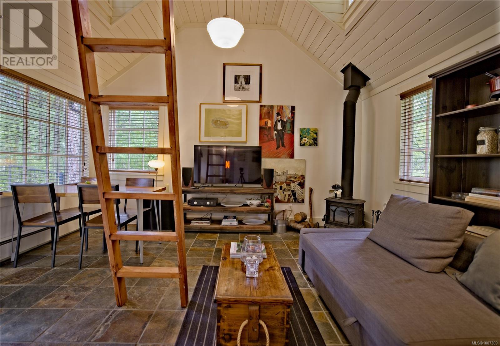 615 Stewart Rd, Salt Spring