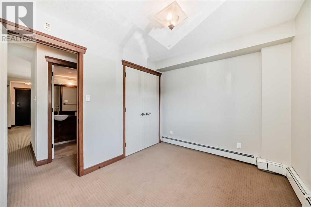 Single Family House for Sale in    Avenue SW Windsor Park Calgary 