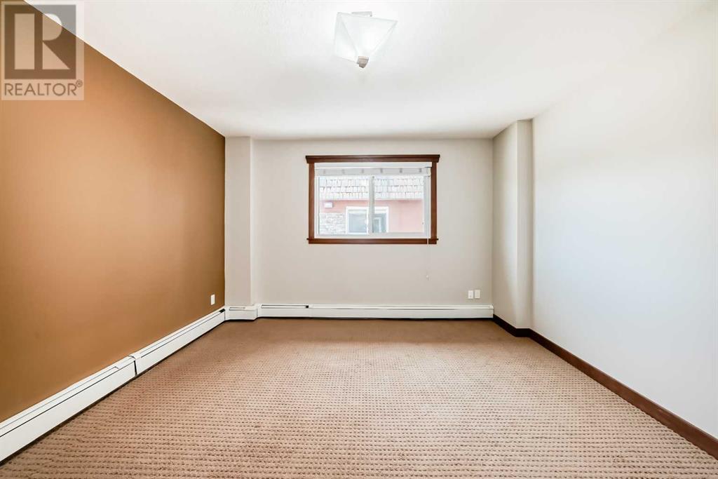 Single Family House for Sale in    Avenue SW Windsor Park Calgary 