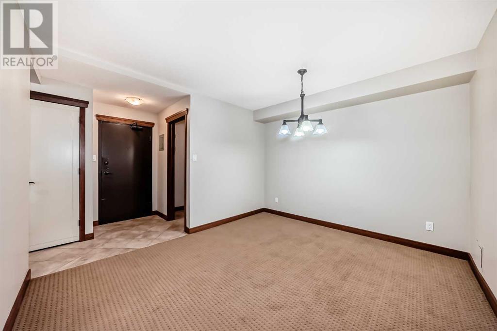 Single Family House for Sale in    Avenue SW Windsor Park Calgary 
