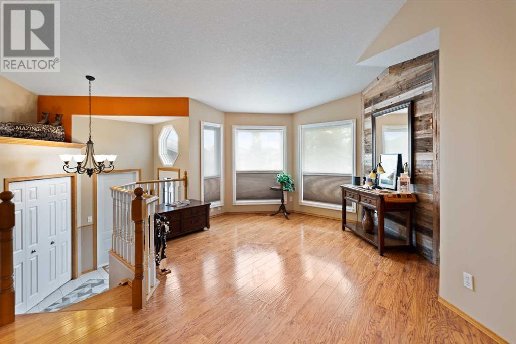 Single Family House Bi-level for Sale in  Coral Keys Villas NE Coral Springs Calgary 